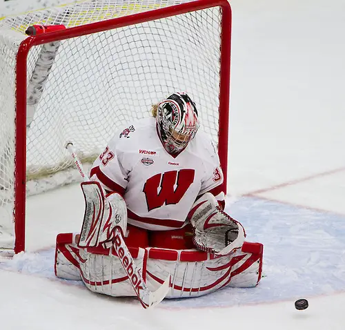 Photo By: Dan Sanger 12 Jan 13: Alex Rigsby (Wisconsin - 33) The University of Wisconsin Badgers host the Ohio State Buckeyes at La Bahn Arena in Madison, WI. (Dan Sanger)