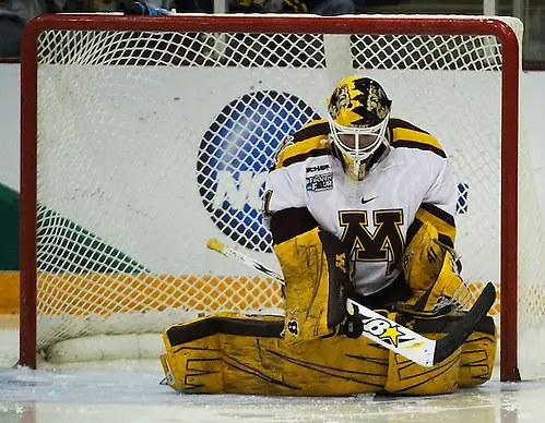 Noora Räty Players on the 2012-2013 All-USCHO D-I Women's teams (Noora Räty). (Ryan Coleman/Ryan Coleman, USCHO.com)