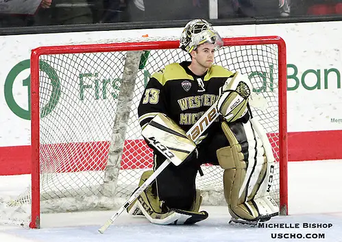 Photo By: Michelle Bishop Western Michigan goalie Ben Blacker. Omaha beat Western Michigan 6-3 Saturday night at Baxter Arena. (Photo by Michelle Bishop) (Michelle Bishop)