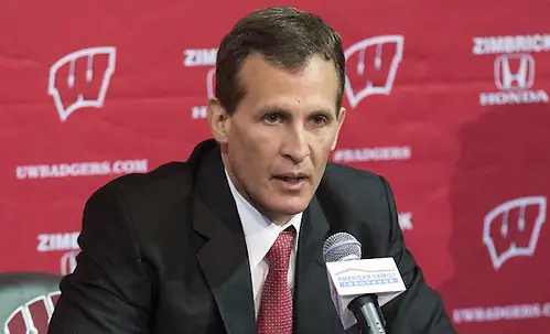 Photo By: Wisconsin Athletics Tony Granato (Wisconsin Athletics)