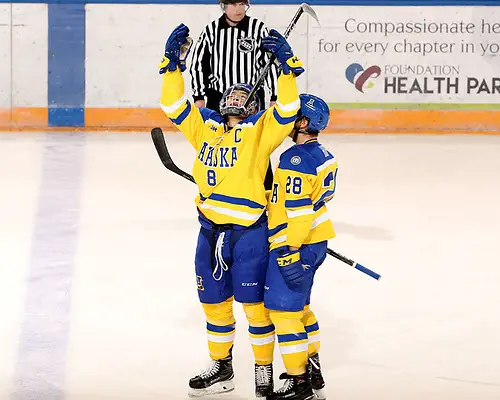 UAF 8 Woods celebrating the 1st goal (Paul McCarthy)