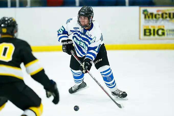 Tony Pnewski of Aurora Tony Pnewski of Aurora (Aurora Athletics)