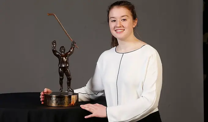 2018 Patty Kazmaier Award winner Daryl Watts 2018 Patty Kazmaier Award winner Daryl Watts (USA Hockey)
