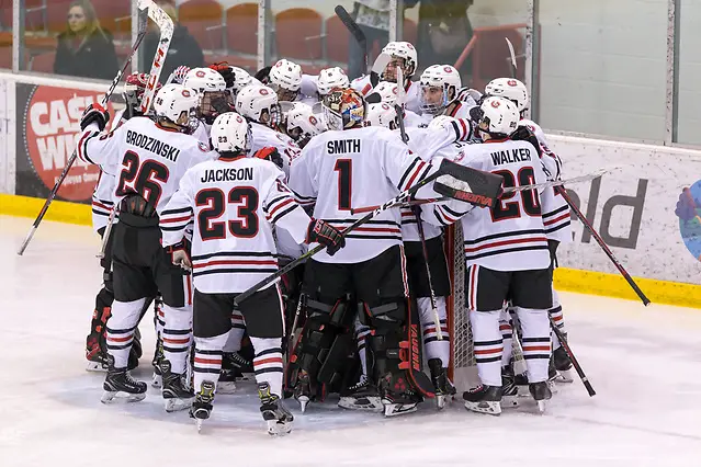 Photo By: Bradley K. Olson 2018 November 10 St.Cloud State University hosts Denver in a NCHC contest at the Herb Brooks National Hockey Center in St. Cloud, MN (Bradley K. Olson)