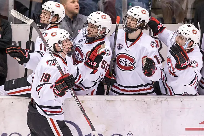 Photo By: Bradley K. Olson Sam Hentges (SCSU-19) 2019 February 9 St. Cloud State University hosts Colorado College in a NCHC contest at the Herb Brooks National Hockey Center (Bradley K. Olson)
