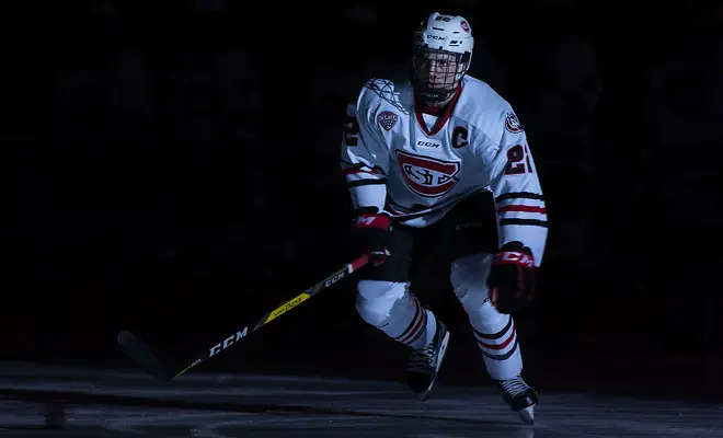 Photo By: Bradley K. Olson Jimmy Schuldt (SCSU-22) 16 October 28 Alabama Huntsville and St. Cloud State University meet in a non conference contest at the Herb Brooks National Hockey Center (Bradley K. Olson)