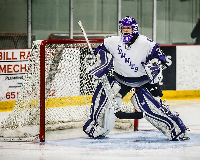 W Hockey vs St. Kate's Kenzie Torpy plays goal during a women's hockey game against St. Catherine University January 20, 2017 at the St. Thomas Ice Arena in Mendota Heights. The Tommies beat the St. Kate's Wildcats 3-1. (Mike Ekern/University of St. Thomas)