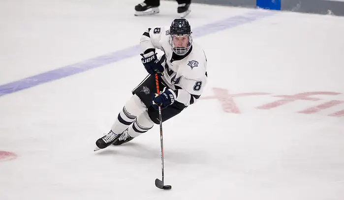 775429222RG0807_BC_UNH DURHAM, NH - NOVEMBER 1: Max Gildon #8 of the New Hampshire Wildcats. The Boston College Eagles visit the New Hampshire Wildcats during NCAA men's hockey at the Whittemore Center on November 1, 2019 in Durham, New Hampshire. The Wildcats won 1-0 in overtime. (Photo by Rich Gagnon/USCHO) (Rich Gagnon)