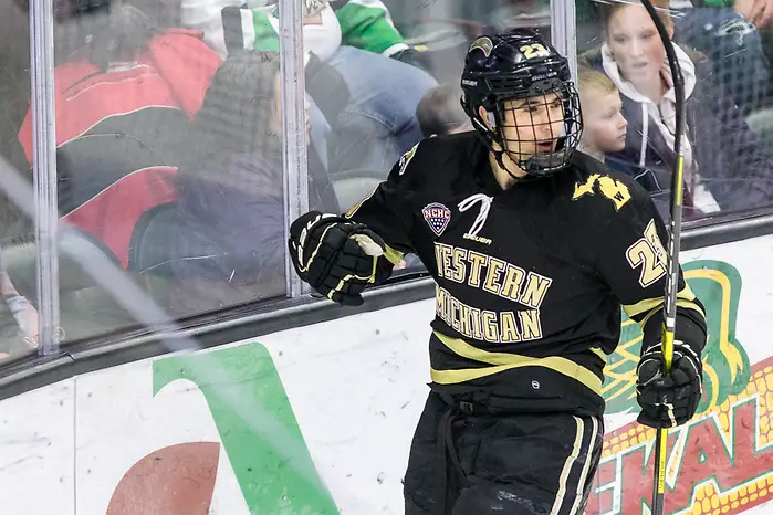 Photo By: Bradley K. Olson Paul Washe (Western Michigan-23) 2020 February 29 Western Michigan and the University of North Dakota meet in a NCHC contest in Grand Forks, ND (Bradley K. Olson)